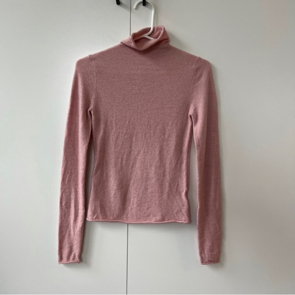 Aritzia Wilfred Darling Turtleneck Sweater - Picture 6 of 11